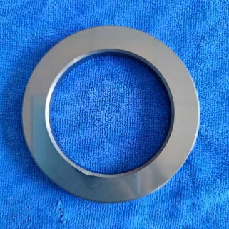 Corrosion Resistant SSIC Thrust Washer With High Temperature Stability And Low Friction For Industrial Applications